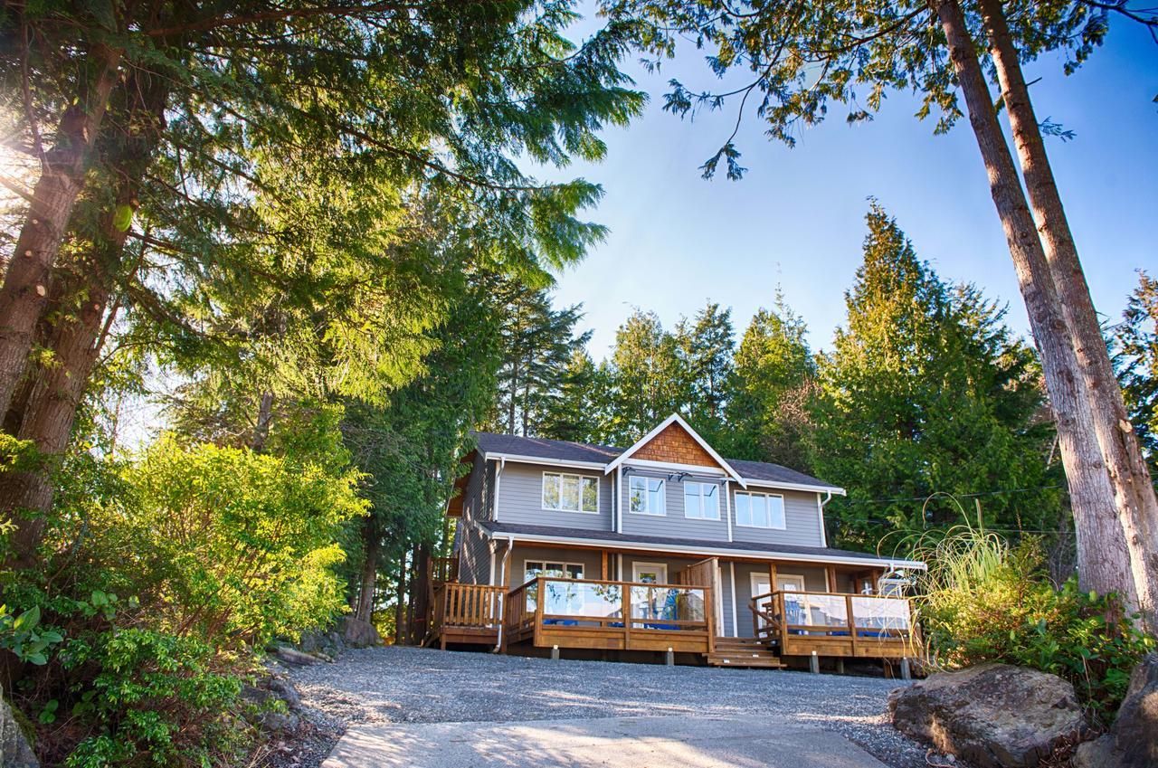 The Francis Boutique Inn Ucluelet Exterior photo